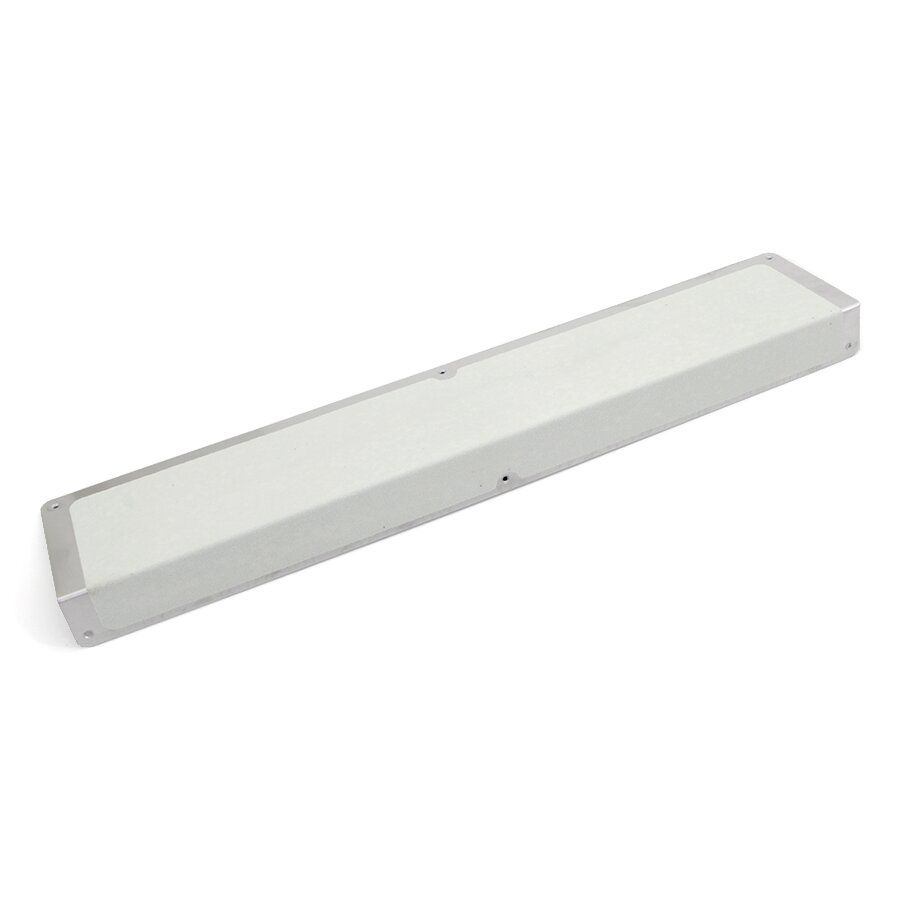Hliníkový fotoluminiscenční protiskluzový nášlap na schody FLOMA Glow in the Dark BDP - délka 63,5 cm, šířka 12 cm, výška 4,5 cm, tloušťka 1,6 mm