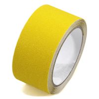 Žlutá korundová protiskluzová páska FLOMA Standard - 3 m x 5 cm a tloušťka 0,7 mm