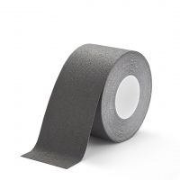 Černá plastová voděodolná protiskluzová páska FLOMA Super Resilient - 18,3 m x 5 cm a tloušťka 1,3 mm