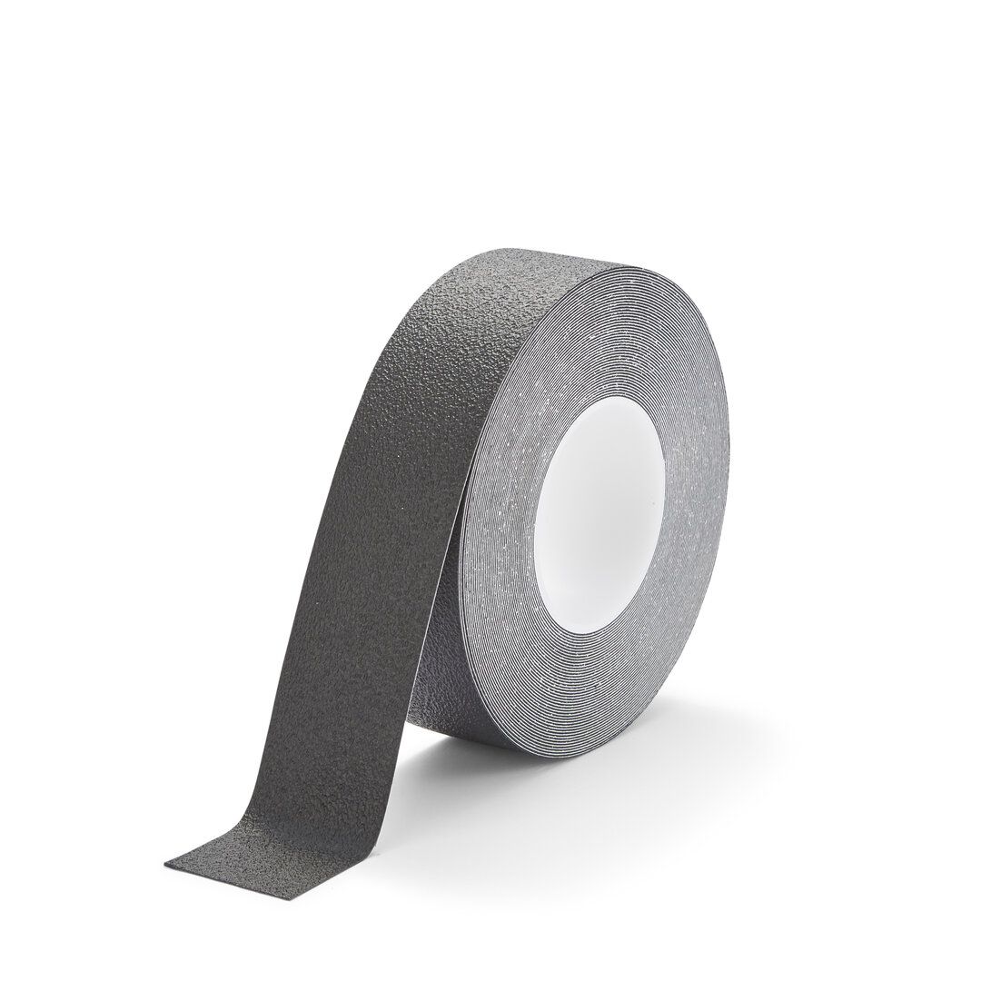Černá plastová voděodolná protiskluzová páska FLOMA Super Resilient - délka 18,3 m, šířka 2,5 cm, tloušťka 1,3 mm