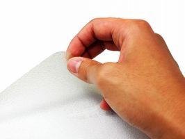 Žlutá plastová voděodolná protiskluzová podlahová páska FLOMA Super Resilient - délka 18,3 m, šířka 5 cm, tloušťka 1,3 mm