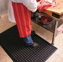 Černá protiskluzová rohož do kuchyně - délka 153 cm, šířka 92 cm, výška 0,9 cm F