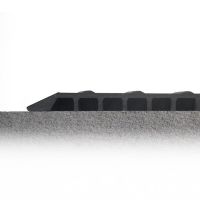 Černá gumová protiskluzová rohož (25% nitrilová pryž) (okraj) Comfort-Lok - délka 80 cm, šířka 70 cm a výška 1,2 cm