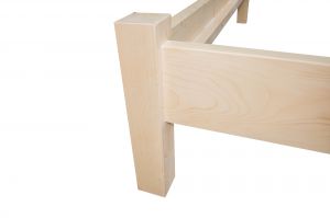 Postel ze smrkového masivu New 150x200 cm RoyalBuild