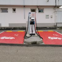 Černý plastový parkovací doraz Carstop - délka 78 cm, šířka 10 cm, výška 6 cm