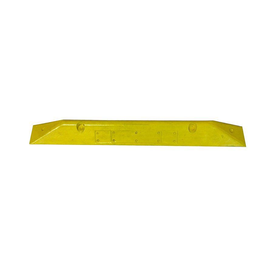 Žlutý plastový parkovací doraz CarStop - délka 78 cm, šířka 10 cm, výška 6 cm