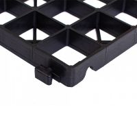 Černá plastová zatravňovací dlažba H30 - délka 33,4 cm, šířka 33,4 cm, výška 3 cm