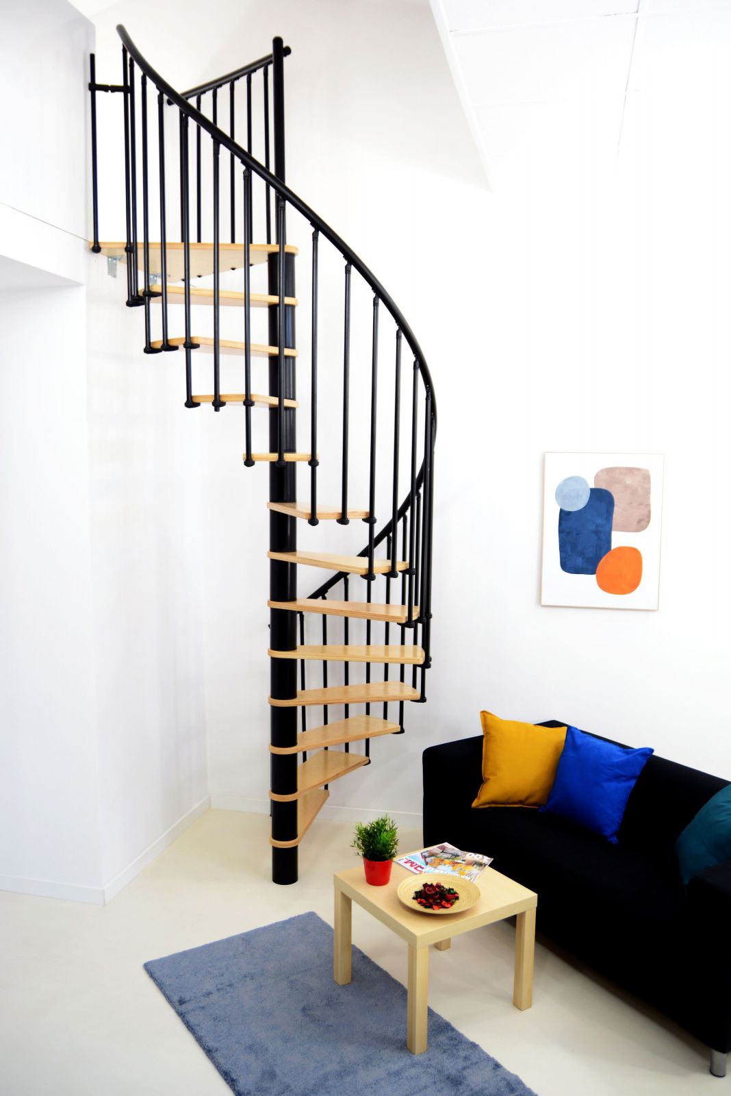 Interiérové schody Berlin 120x309 cm - buk, černé zábradlí Minka