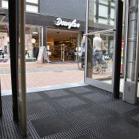 Černá náběhová hrana "samice" MF Safety Ramps D12/C12 Nitrile - délka 100 cm a šířka 6 cm