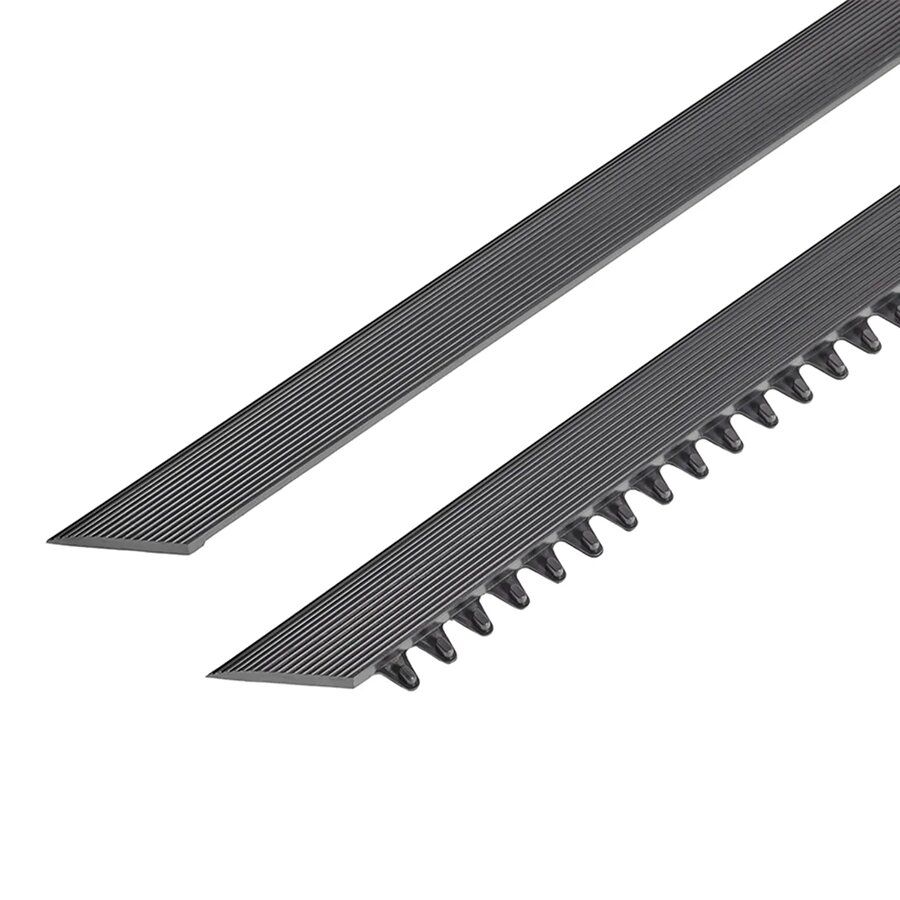 Černá náběhová hrana "samice" MF Safety Ramps D12/C12 Nitrile - délka 100 cm a šířka 6 cm
